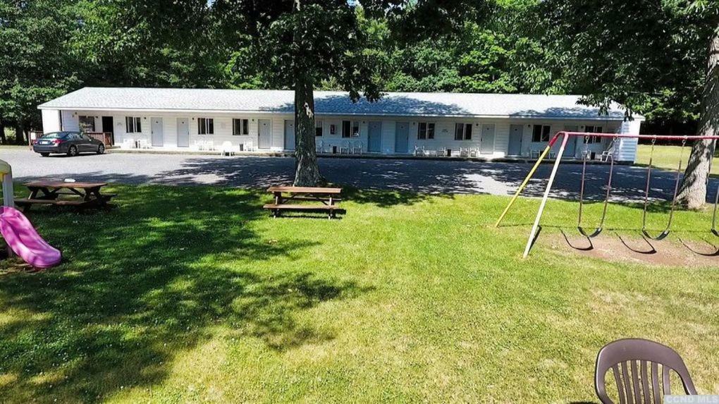 Red Ranch Inn Catskill Exterior photo