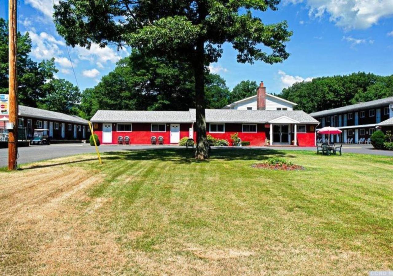 Red Ranch Inn Catskill Exterior photo